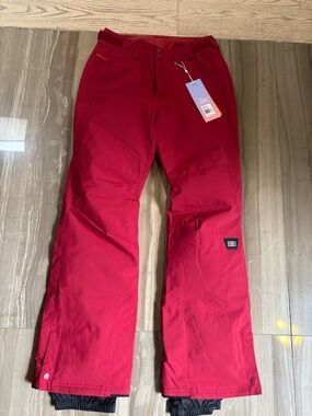 O’Neill Women’s Red Snow/Ski insulated Pants star NWT